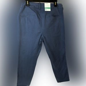 Old Navy  Pixie Pants Size 14 NWT Navy Blue